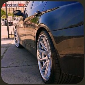 Meet your Posher, Carlos